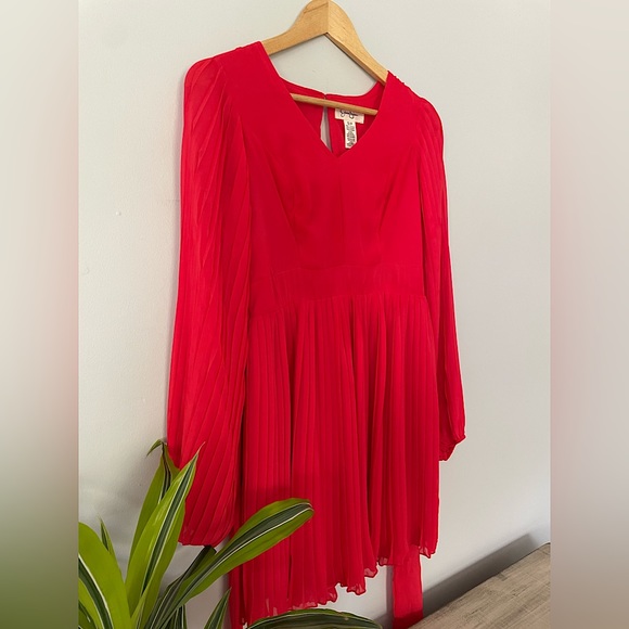 2/$20 Jessica Simpson Red Dress - Picture 2 of 8